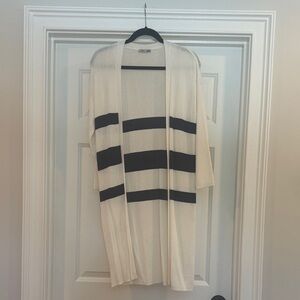 WOMENS size XS Dex Cream and Navy Striped Cardigan